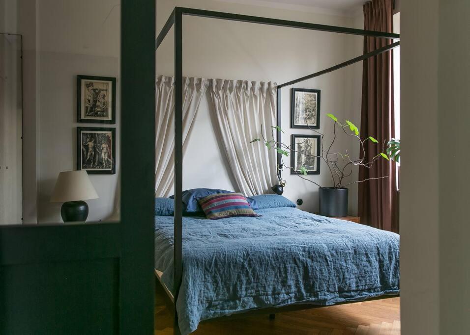 Dark Blue Apartment Warsaw Luaran gambar